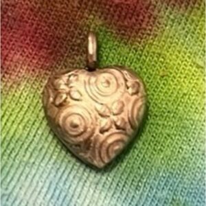 ❤️VALENTINE’S❤️ Heart Sterling Silver Charm